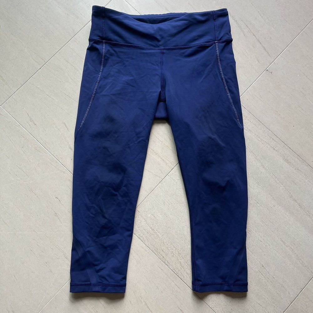 Lululemon Cropped Leggings Womens 6 Blue Yoga Pants 19” Fitness Health Lifestyle